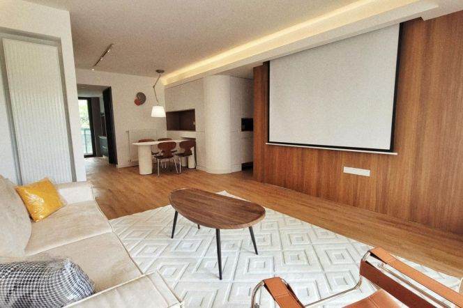 3BR Apartment near Hongqiao Rd Metro