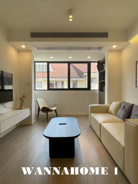 Housing image — Living Room
