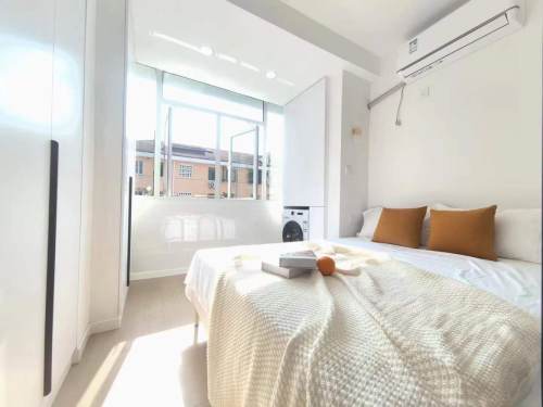 Housing image — Bedroom