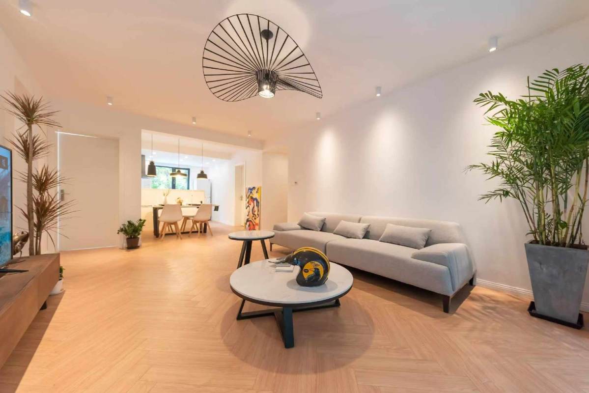 Housing image — Living Room