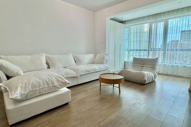 High-Floor Bright 4BR Apartment in Xujiahui with Floor-to-Ceiling Windows