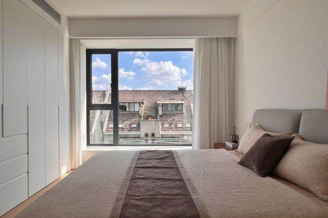 2BR Lane House