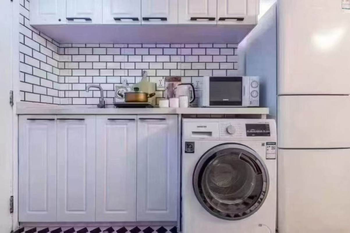 Housing image — Kitchen