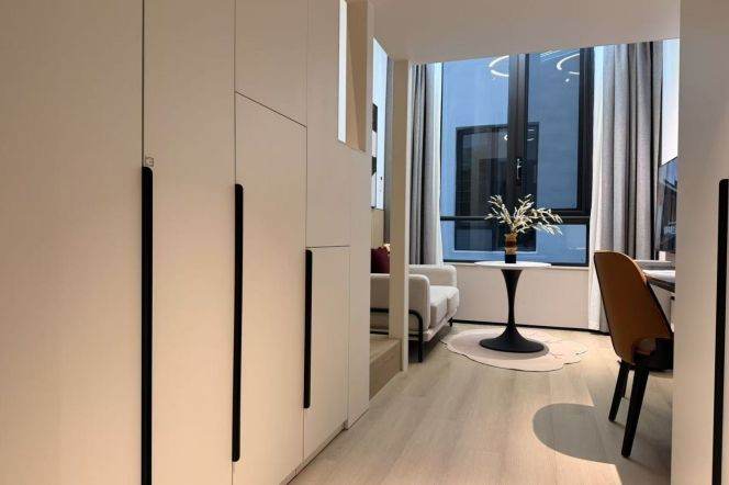 1BR Serviced Apartment near Xiangyin Rd Metro (L8)