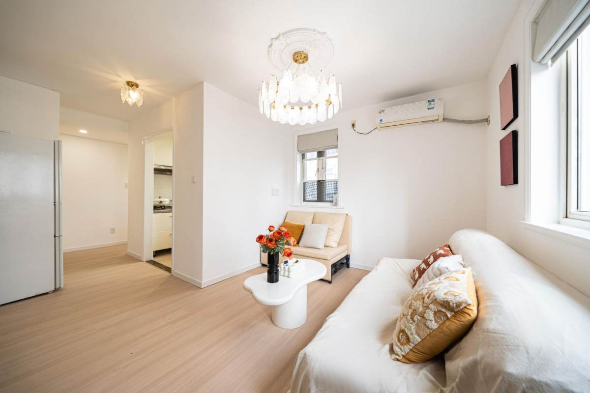 Housing image — Living Room