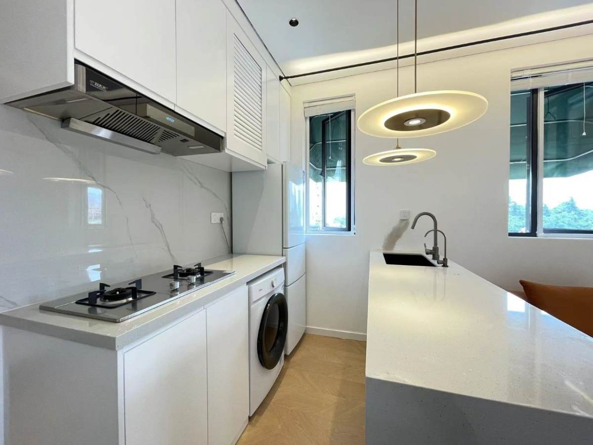 Housing image — Kitchen