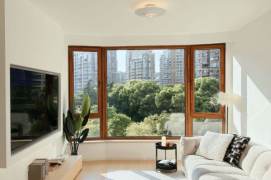 Spacious 2BR Apartment in Gubei (L10/L15)