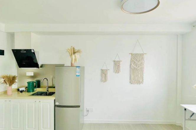 1BR Heritage Apartment near North Sichuan Rd Metro (L10)