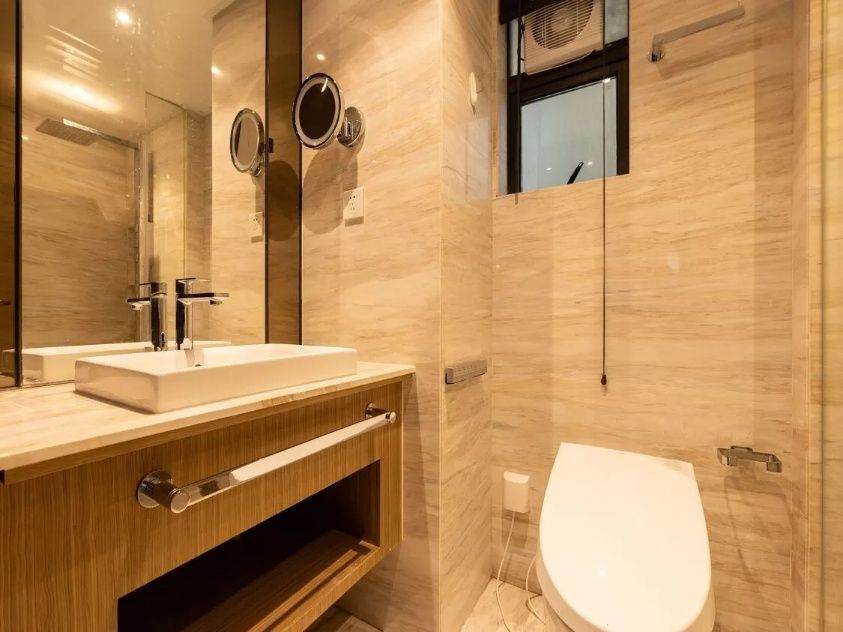 Housing image — Bathroom