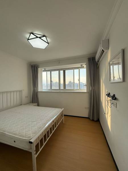 Housing image — Bedroom