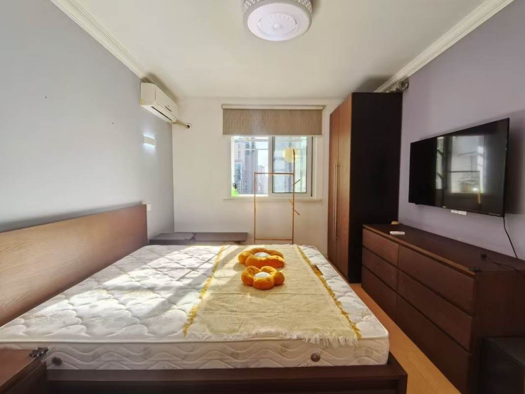Housing image — Bedroom