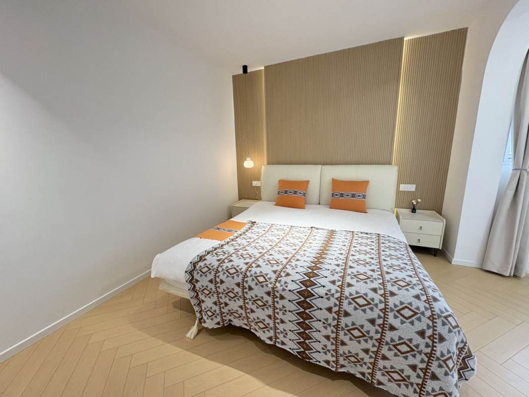 Housing image — Bedroom