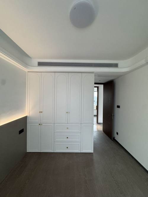 Housing image — Bedroom