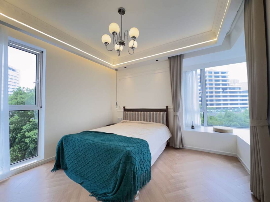 Housing image — Bedroom