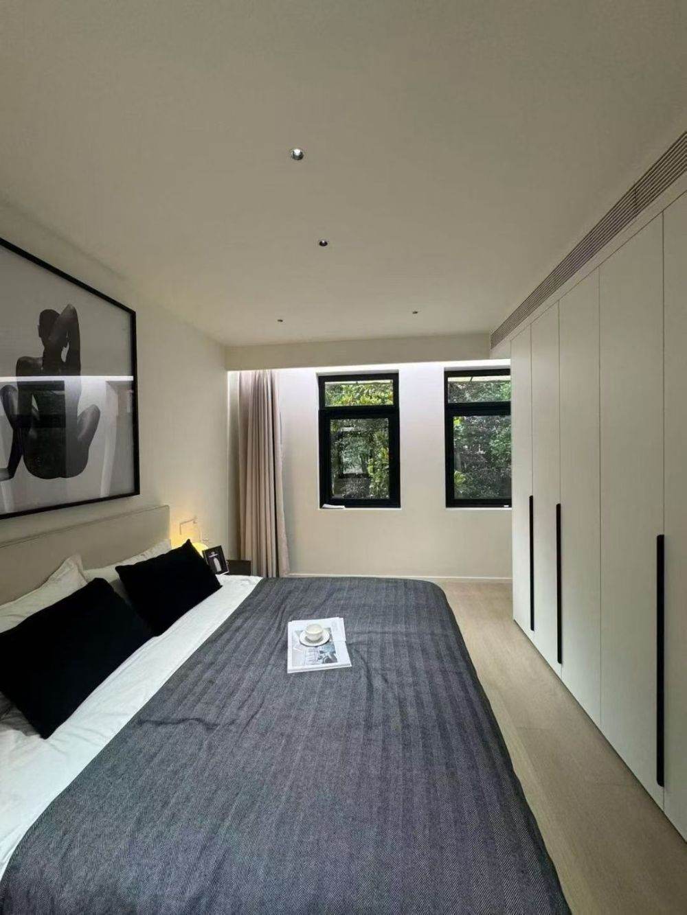 Housing image — Bedroom