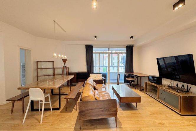 3BR Apartment in Xujiahui