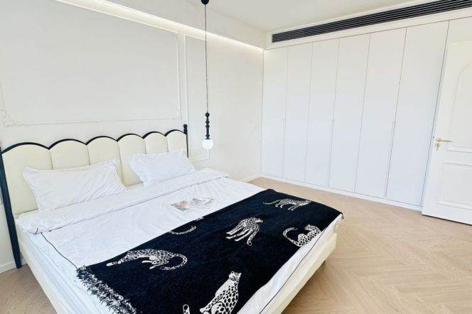 Bright 3BR Apartment near Zhongshan Park