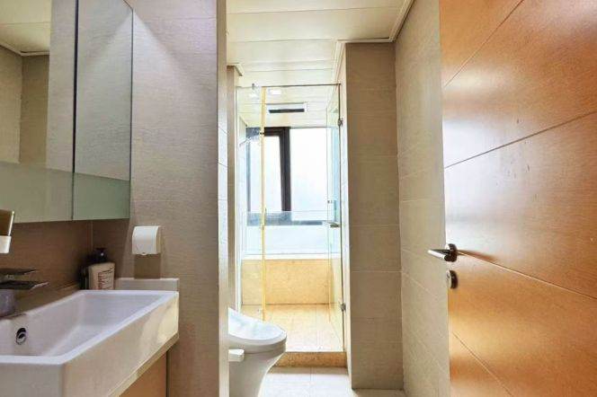 2BR Apartment near Jiashan Rd Metro (L9/L12)