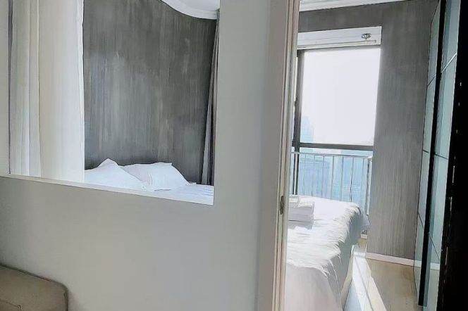 High-Floor 1BR Apartment in Old Xuhui (L9/L12)