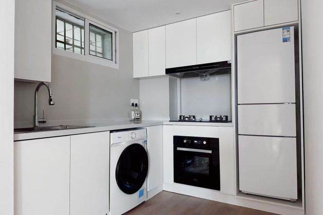 2BR Apartment near Jiaotong University Metro