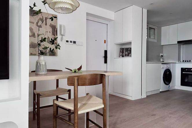 2BR Apartment near Jiaotong University Metro