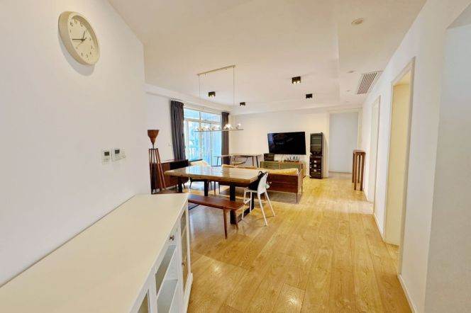 3BR Apartment in Xujiahui