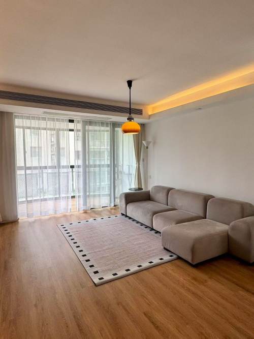 Housing image — Living Room