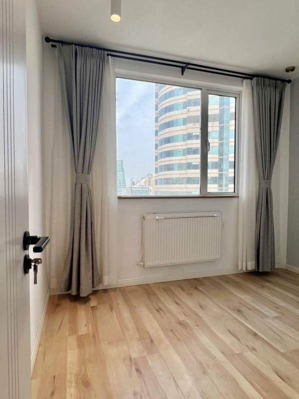Housing image — room
