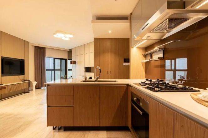 Modern Bright 2BR Apartment in Jing'an (L2/L11)