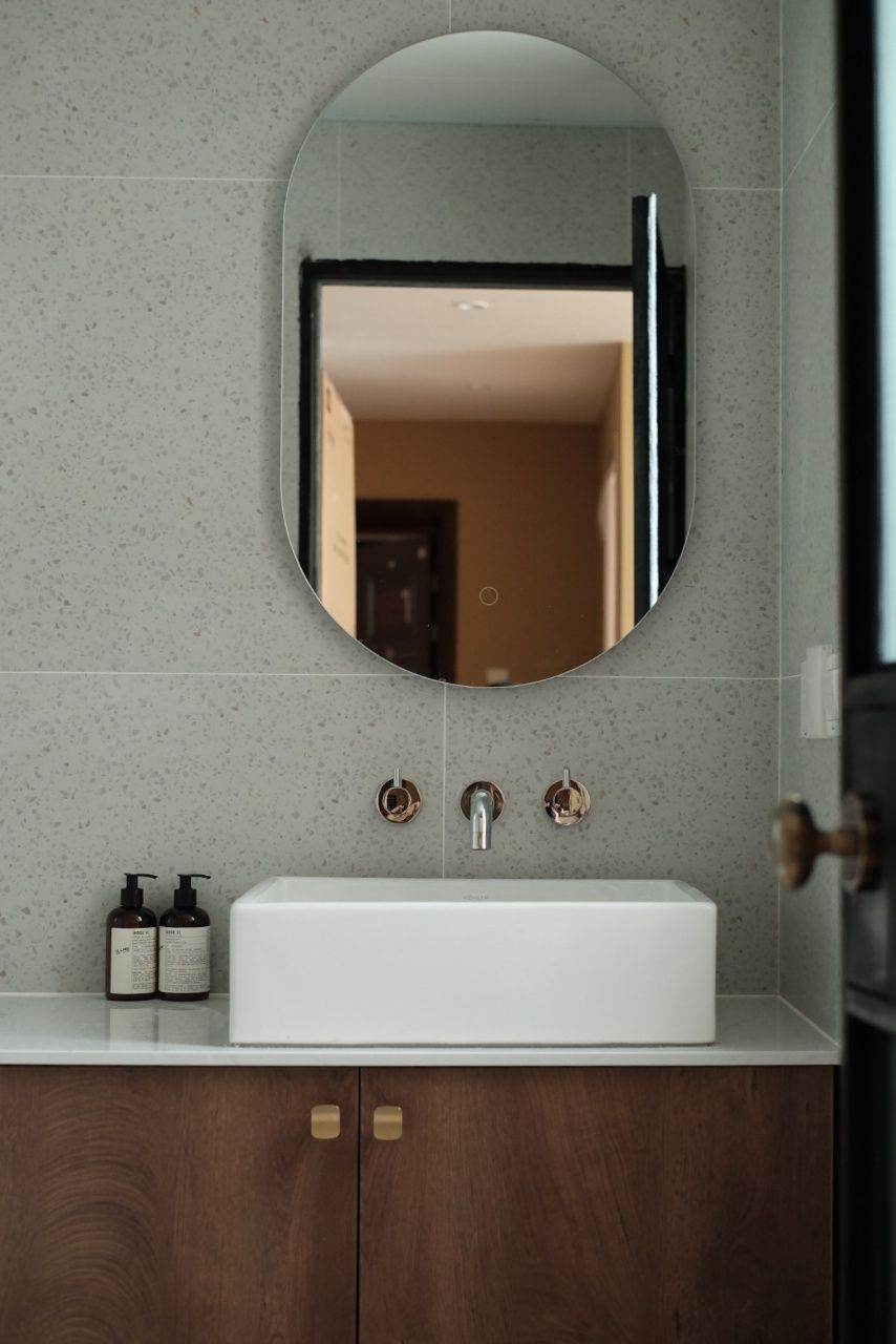 Housing image — Bathroom