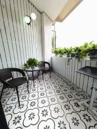 Housing image — Balcony