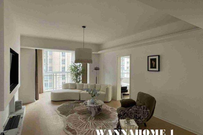 Bright 3BR Apartment in Gubei with Floor-to-Ceiling Windows (L10/L15)