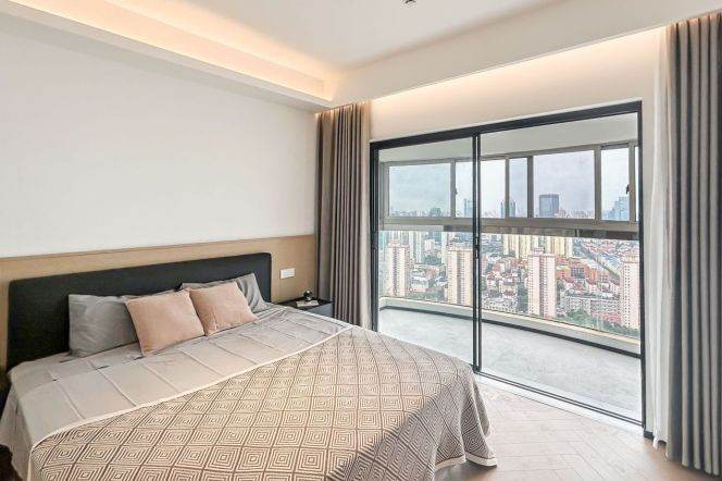 High-Floor Spacious 2BR Apartment near Shangcheng Rd Metro