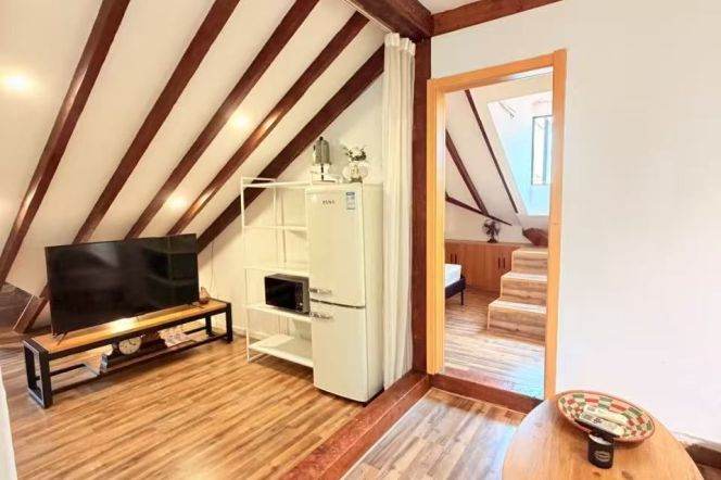 2BR Lane House in Old Xuhui (L1/L7)