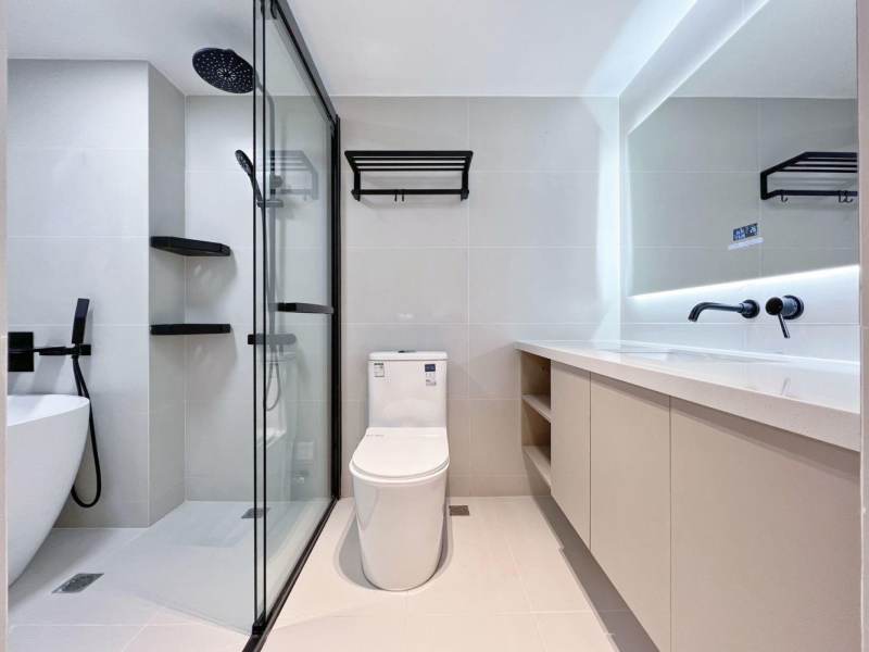 Housing image — Bathroom