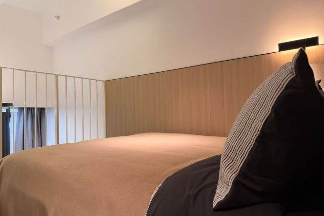 1BR Serviced Apartment near Xiangyin Rd Metro (L8)