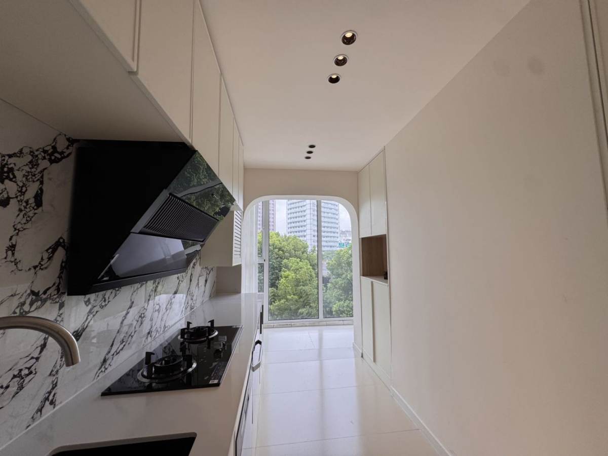 Housing image — Kitchen