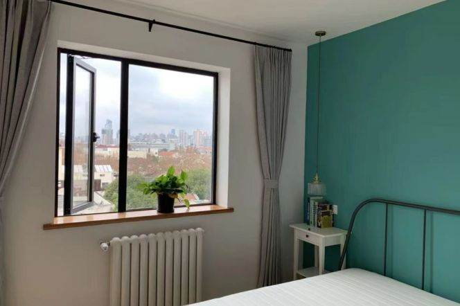 Spacious Modern Bright 2BR Apartment near Jiashan Market (L9/L12)
