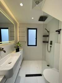Housing image — Bathroom