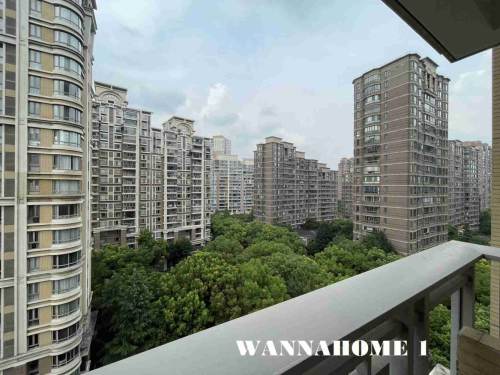 Housing image — Balcony