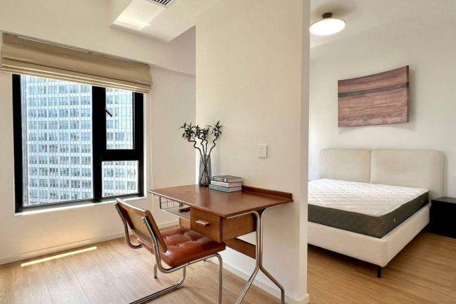 Spacious 3BR Apartment near Shanghai Railway Station Metro (L1/L3/L4/L12/L13)