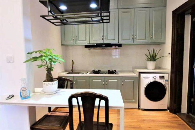 1BR Lane House near South Shaanxi Rd Metro (L1/L10/L12)