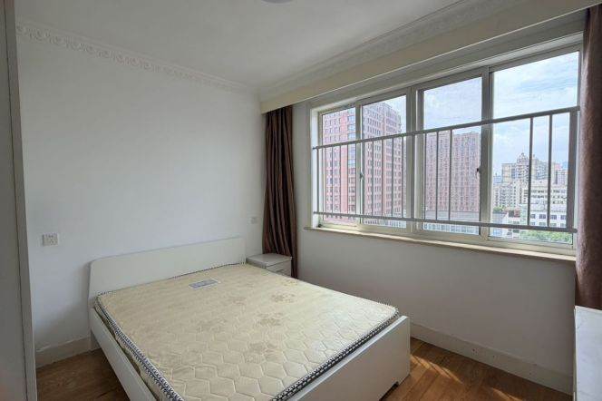 2BR Apartment in Xujiahui (L7/L9)