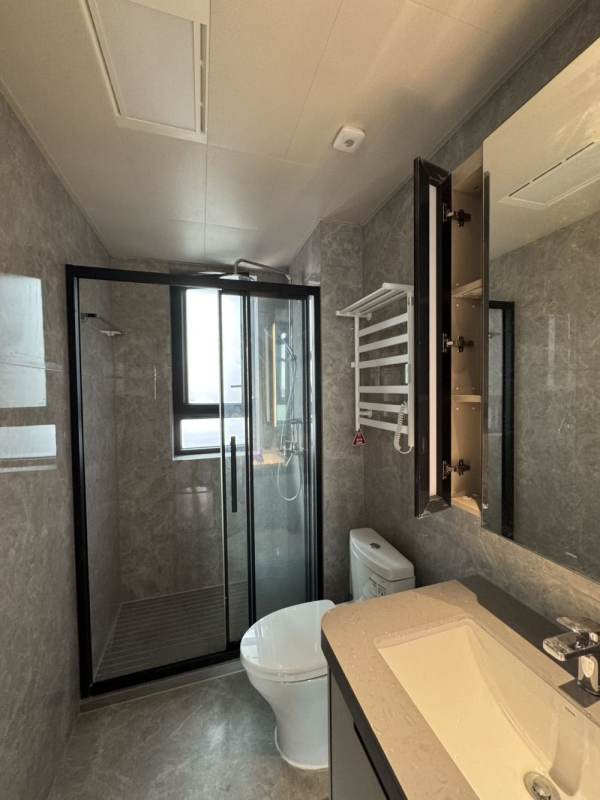 Housing image — Bathroom