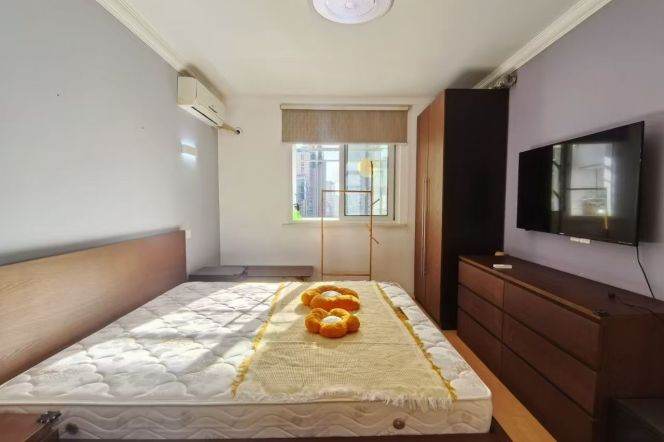 Bright Modern 2BR Apartment near Zhongshan Park (L2/L3/L4)
