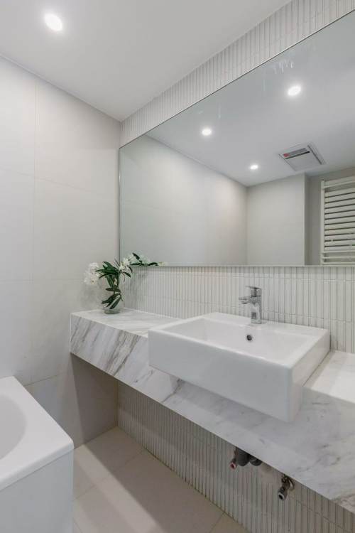 Housing image — Bathroom