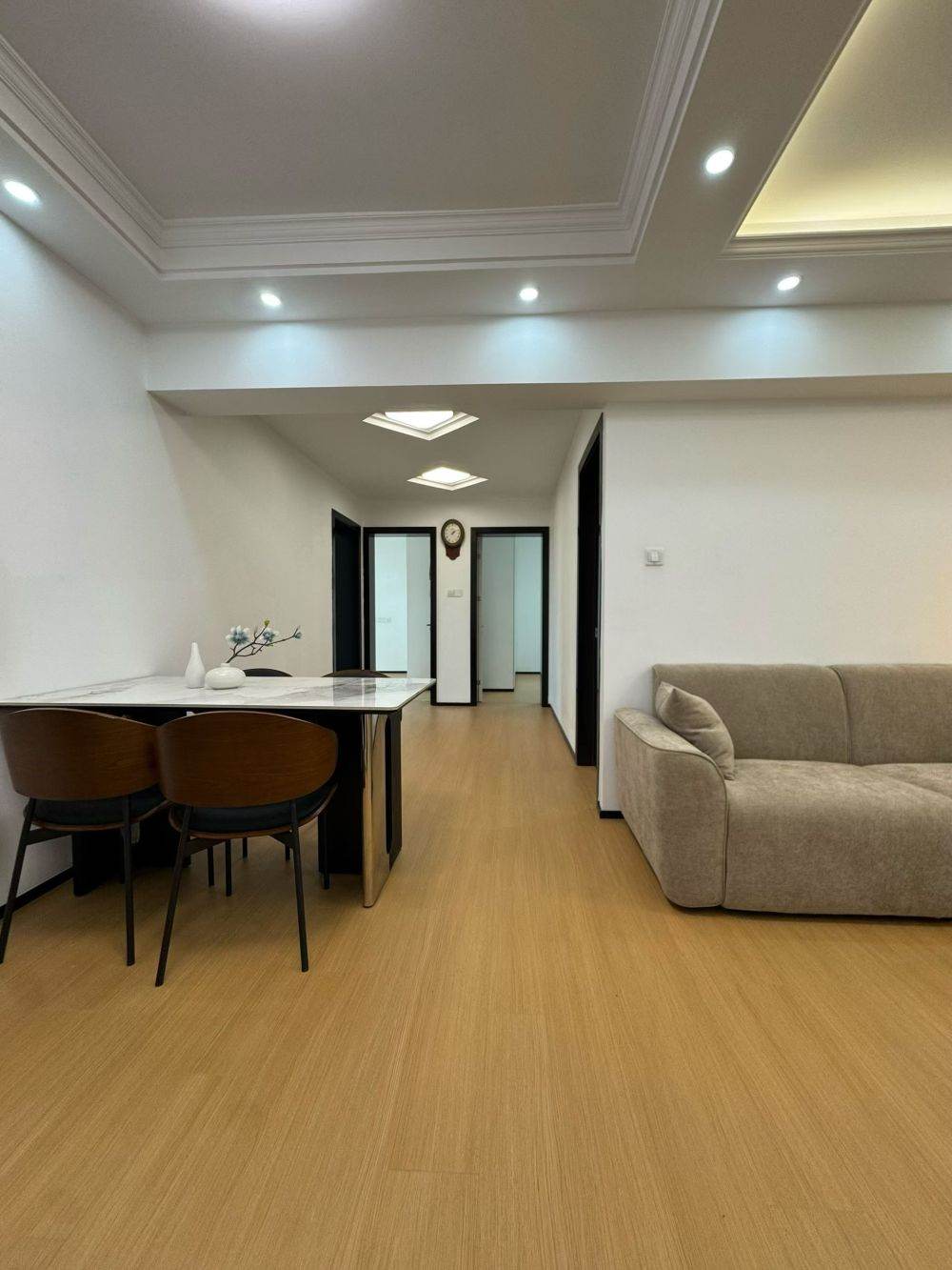Housing image — Living Room
