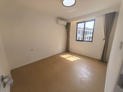 Housing image — Bedroom