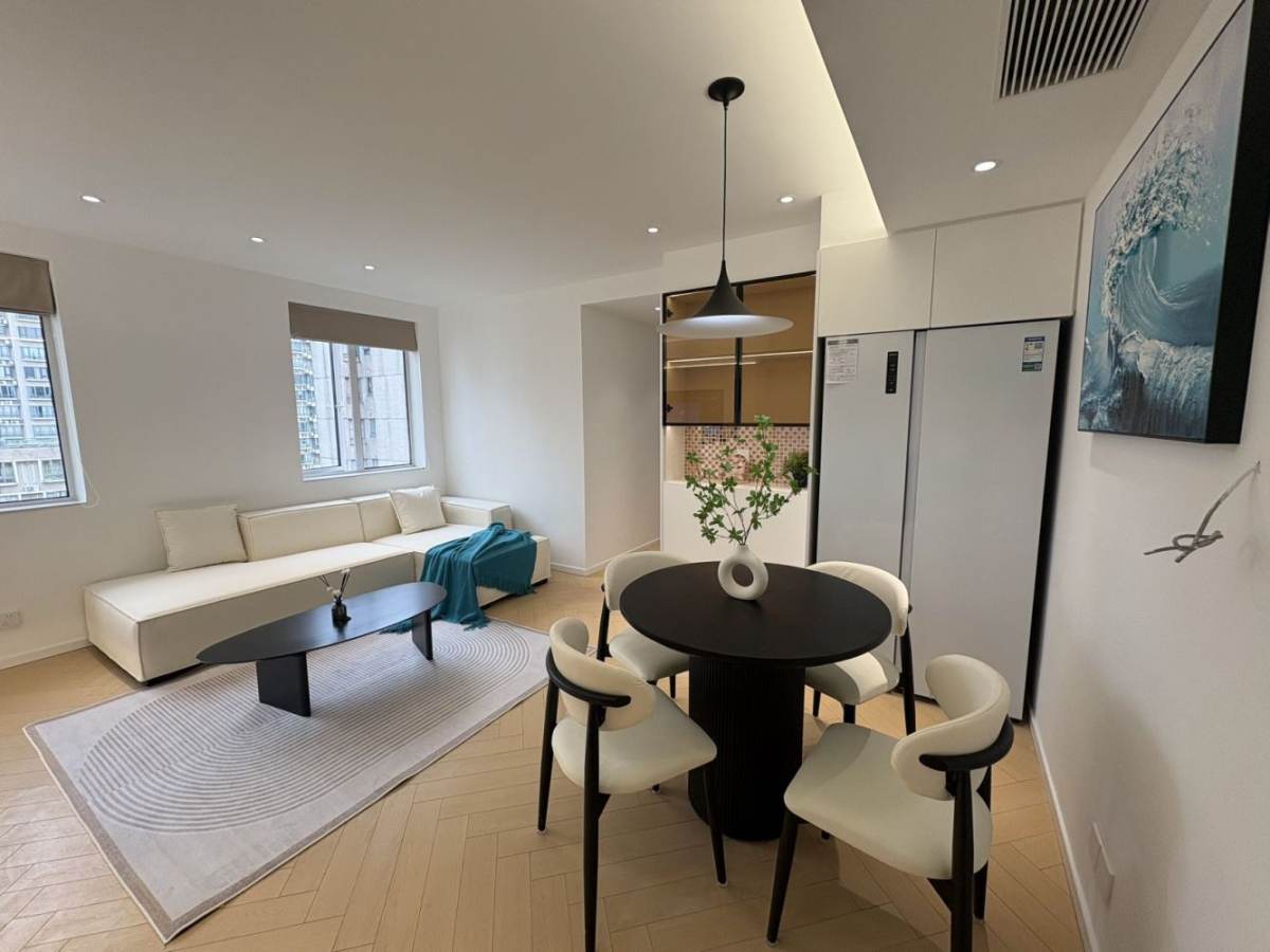 Housing image — Living Room