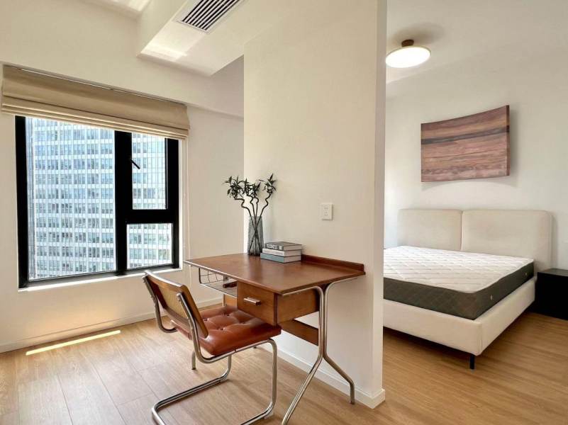 Housing image — Room